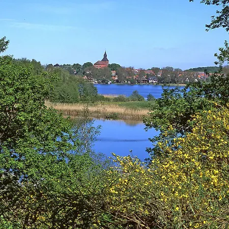 Camping Am Luckower See / Petra Ferienhaus *